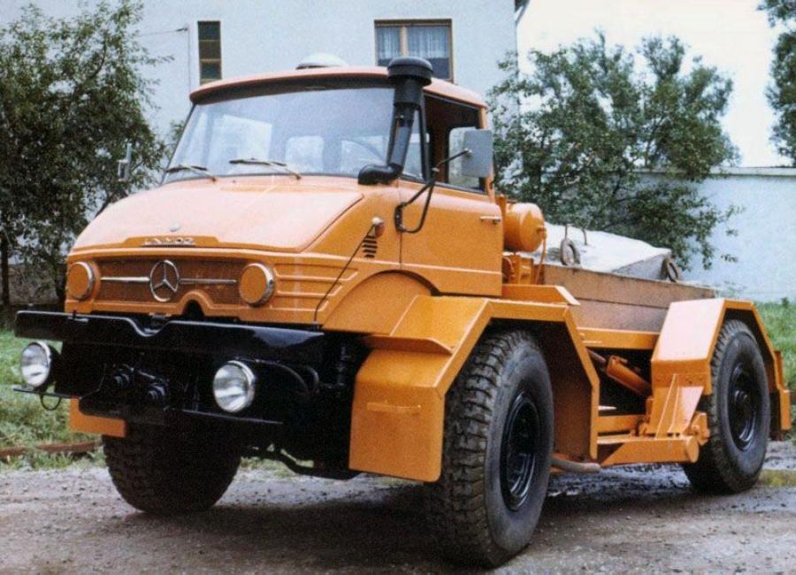  Mercedes-Benz Unimog 406 1963 года  (фото 9 из 9)